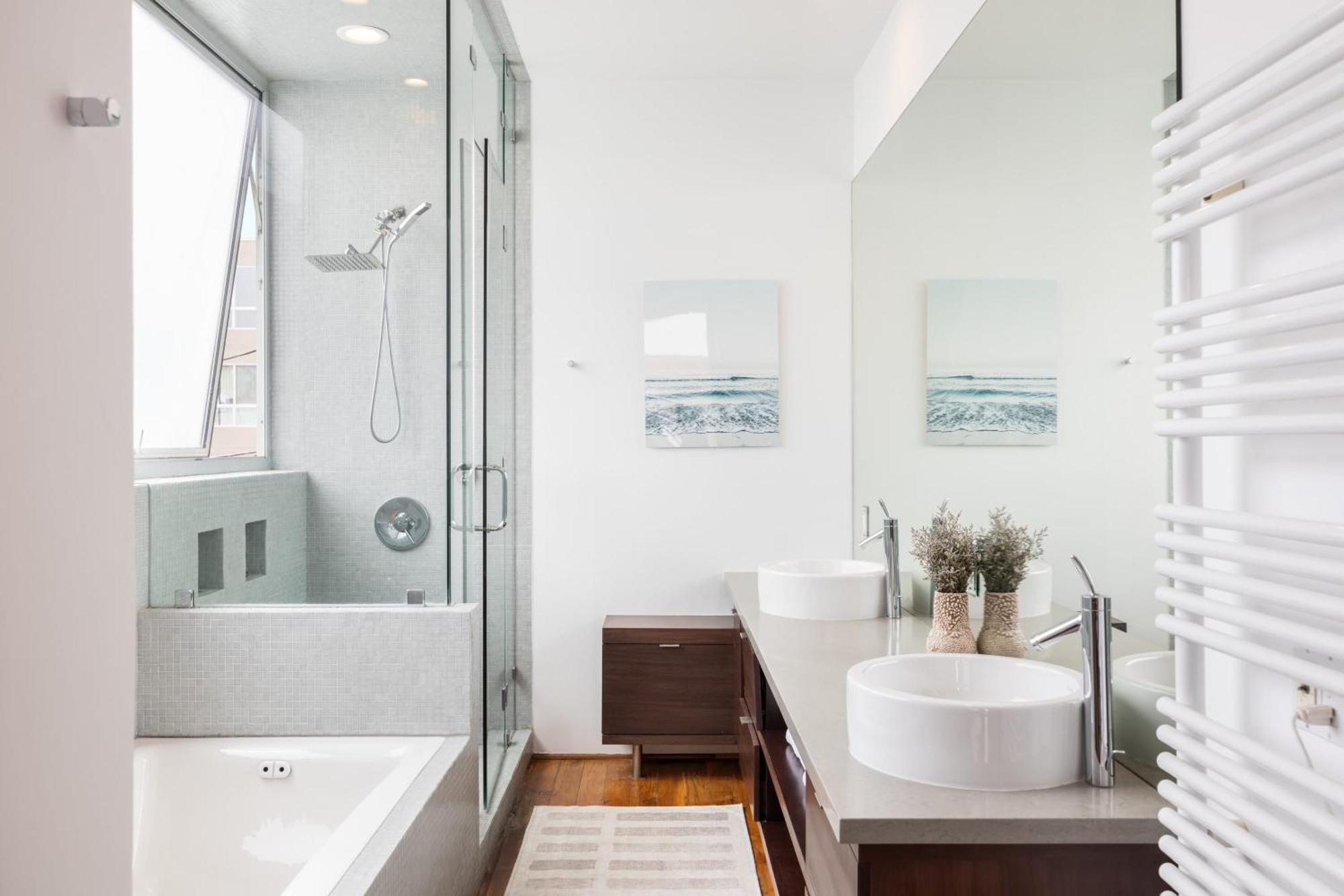 Holiday home Venice View By Avantstay Walk To Venice Rooftop Ice Bath Luxe Design Los Angeles